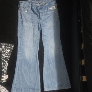 Women's American Eagle Flared Jeans